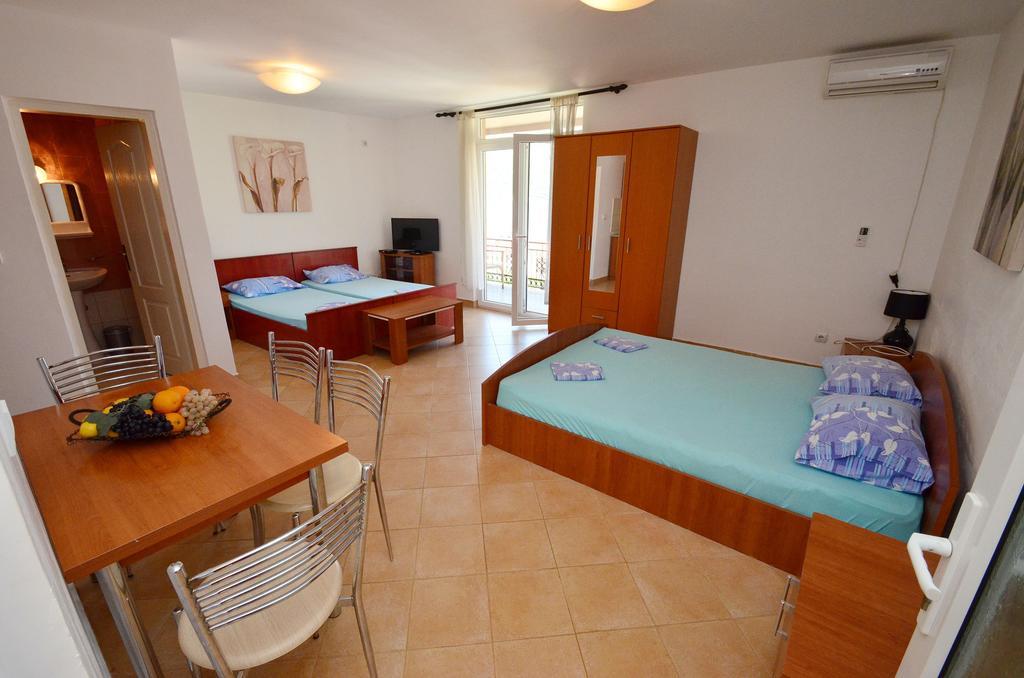 Apartments Scorpio Kotor Rom bilde