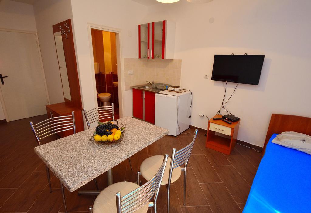 Apartments Scorpio Kotor Eksteriør bilde