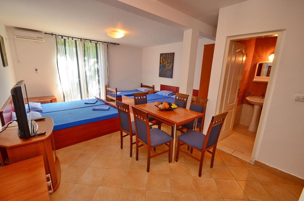Apartments Scorpio Kotor Rom bilde