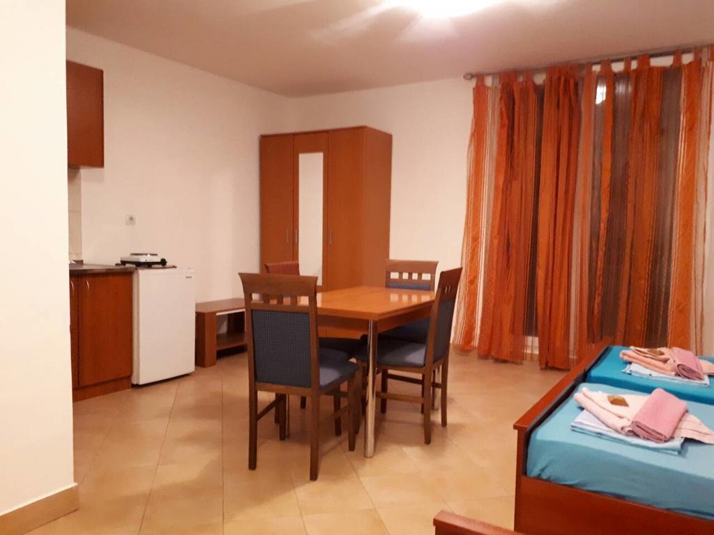 Apartments Scorpio Kotor Eksteriør bilde